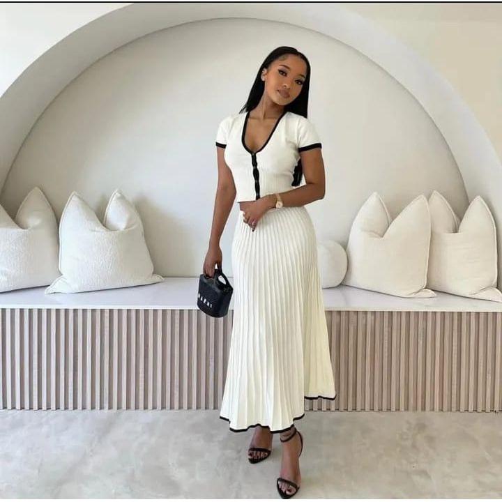 Short Sleeve V Neck Cropped Tops Midi Skirt Knitted Two Piece Set