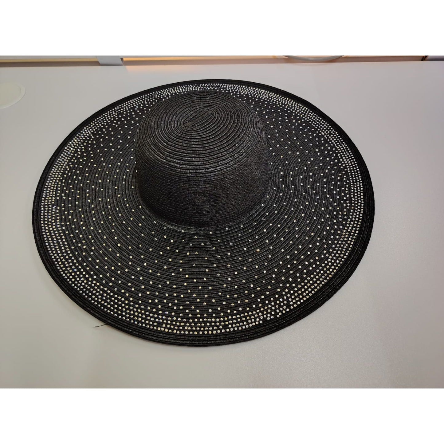 Diamond Pearls Decor Wide Brim Straw Hat