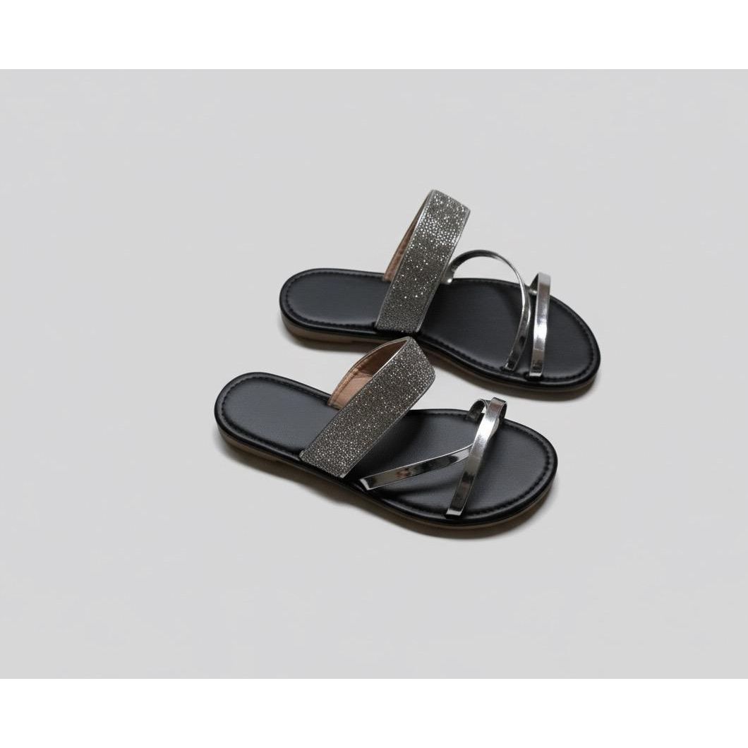 Comfortable & Fashionable Rhinestone Flat Sandals