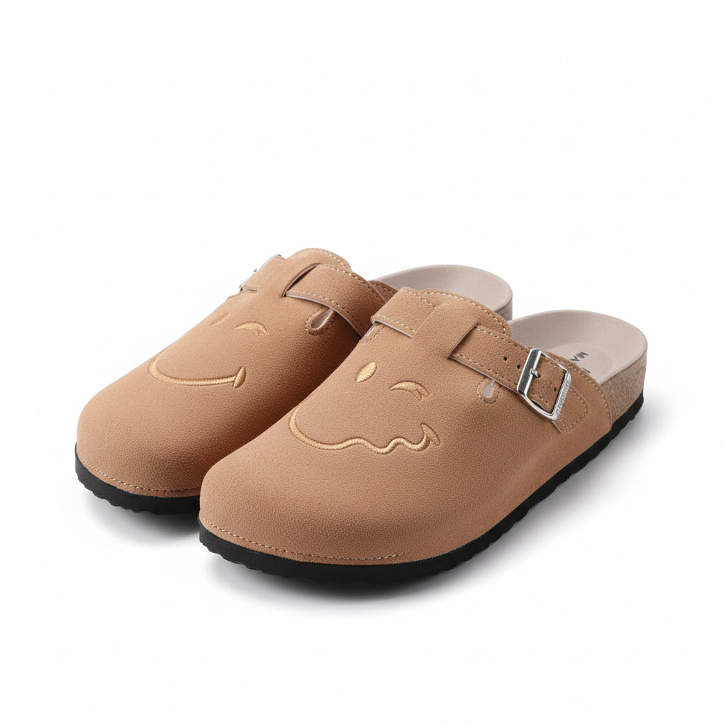 Embroidered Smiley Face Clogs – Plush Lined Slip-On with Buckle