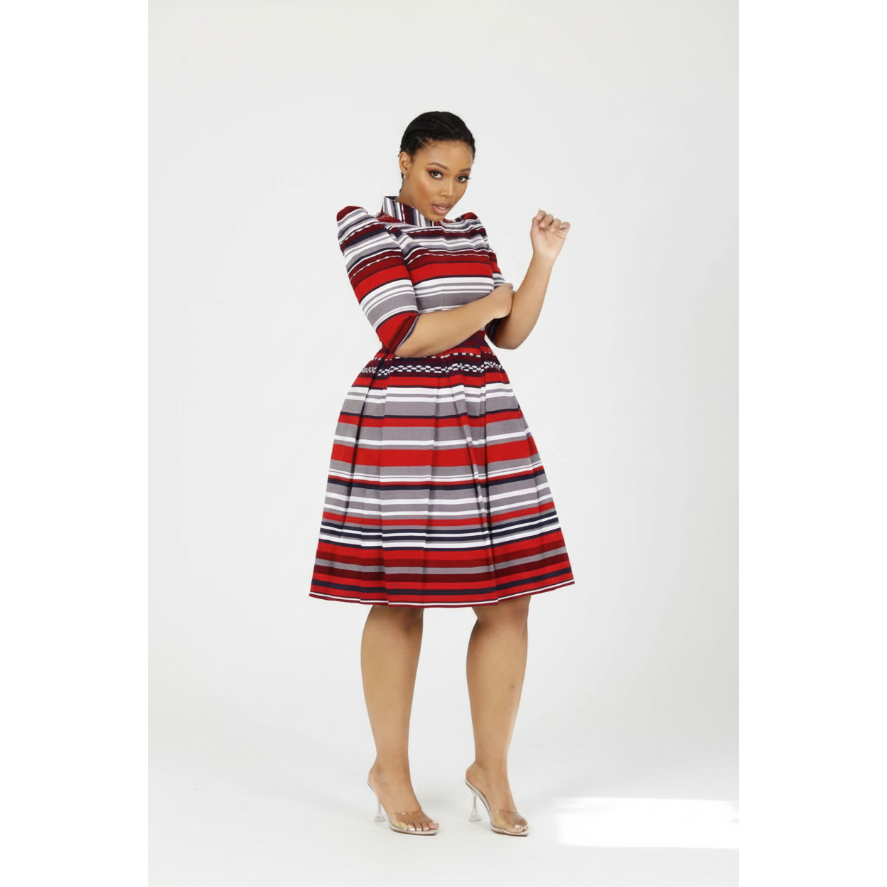 Short Sleeve Round Neck Midi Dress