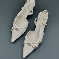 Slingback Kitten Heels Buckle Strap Pumps.