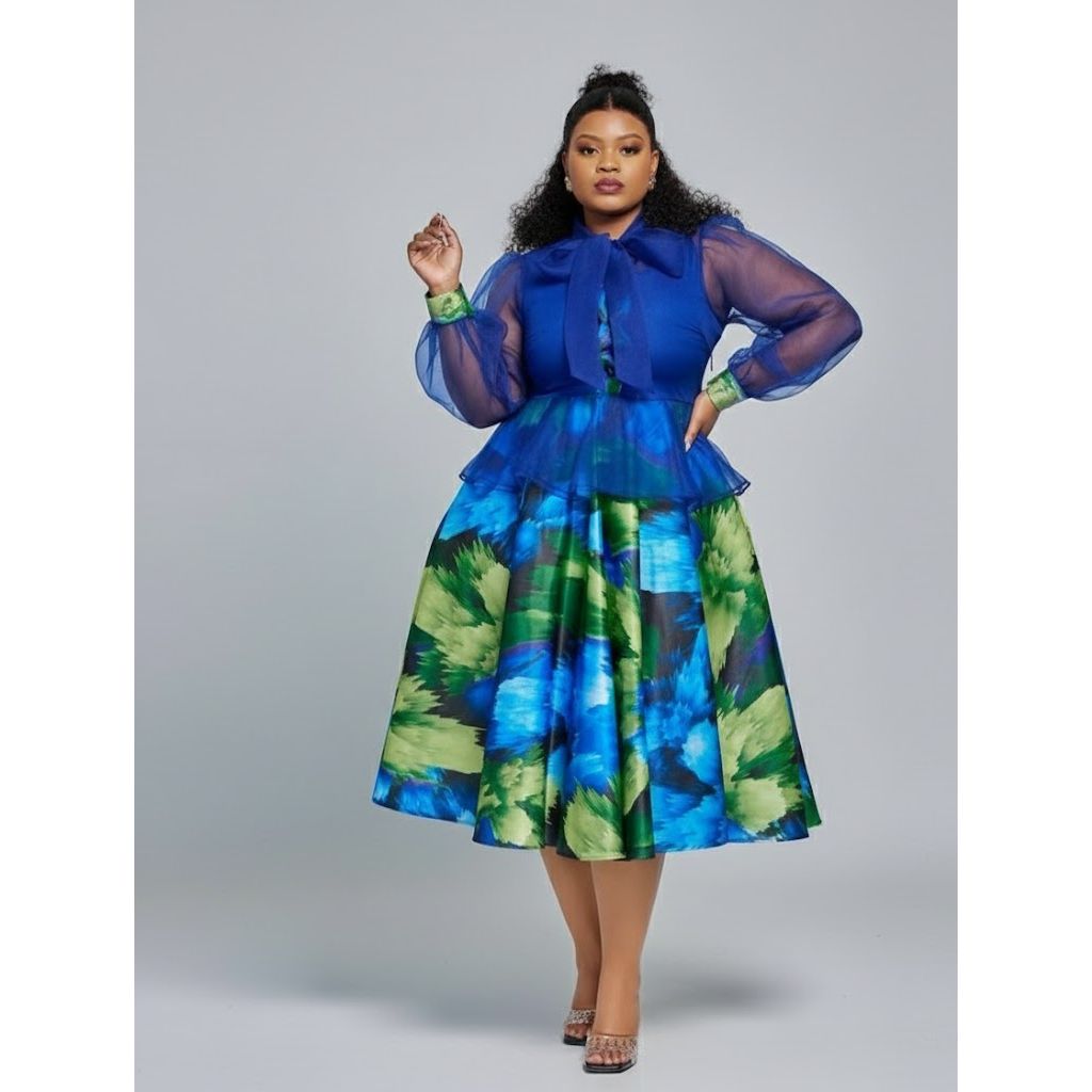 Elegant Plus Size Floral Midi Dress with Sheer Puff Sleeves