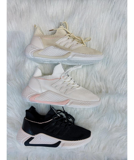 Casual Lace-Up Mesh Sneakers