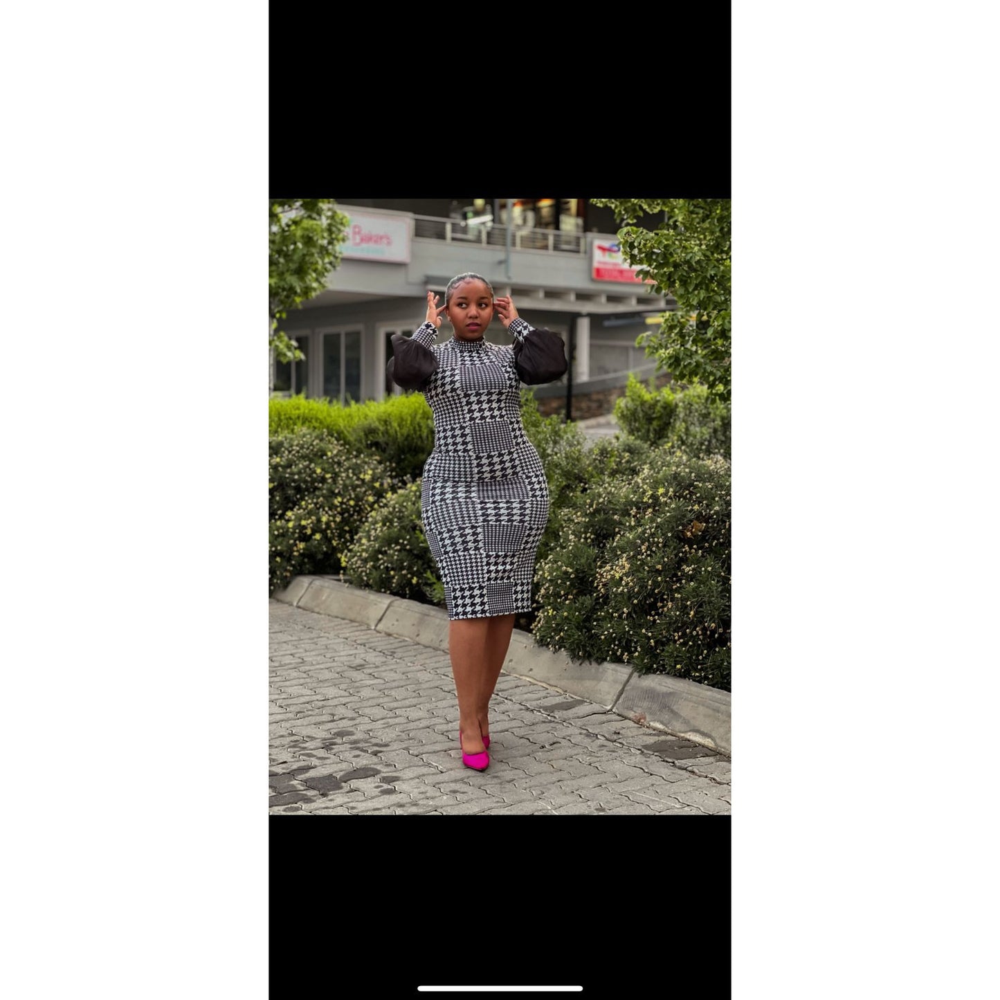 Houndstooth Print Mesh Sleeve Dress