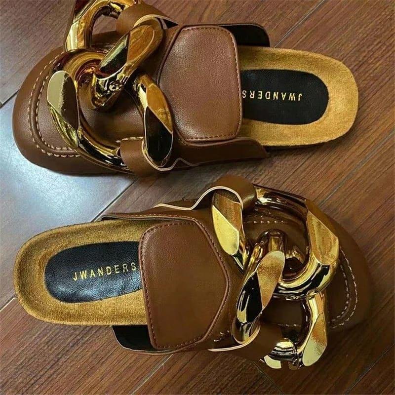 Gold Chain Closed sandels