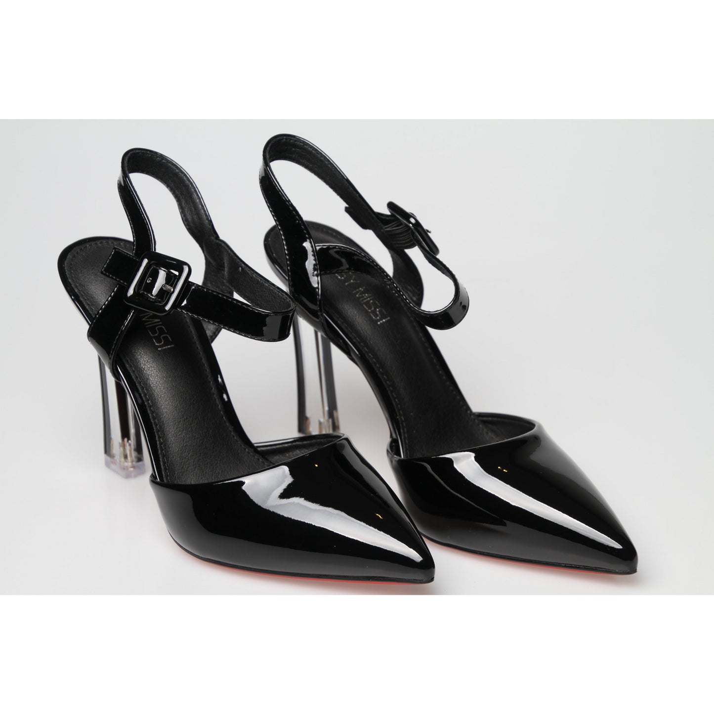 Pointed Closed Toe Crystal Heel