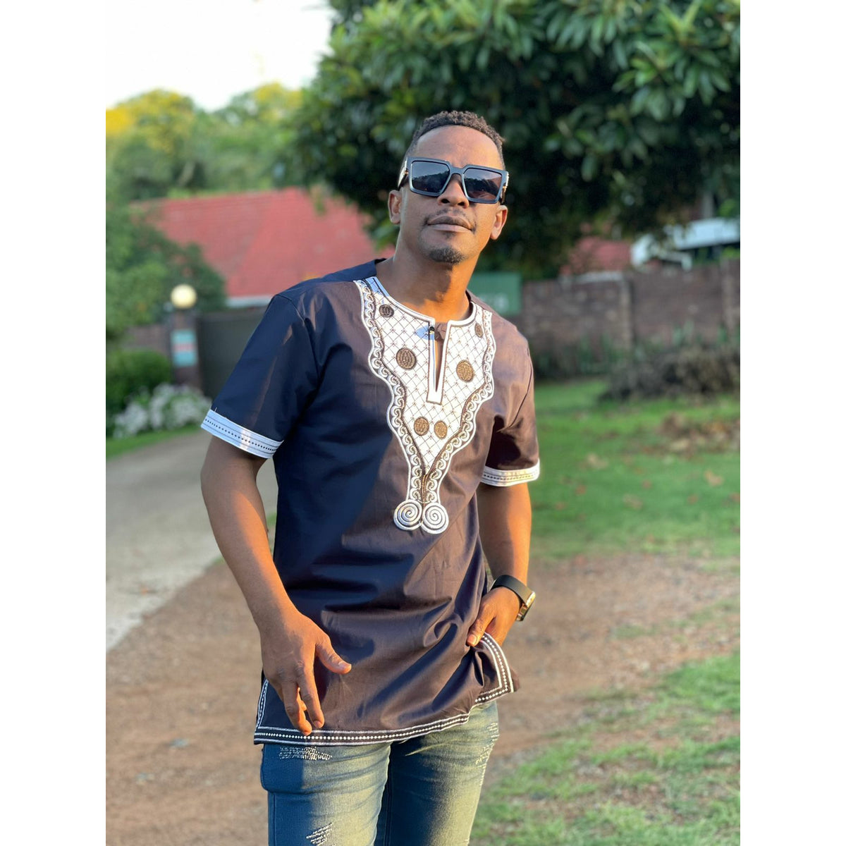 Mens African Vintage Embroidered T-Shirt