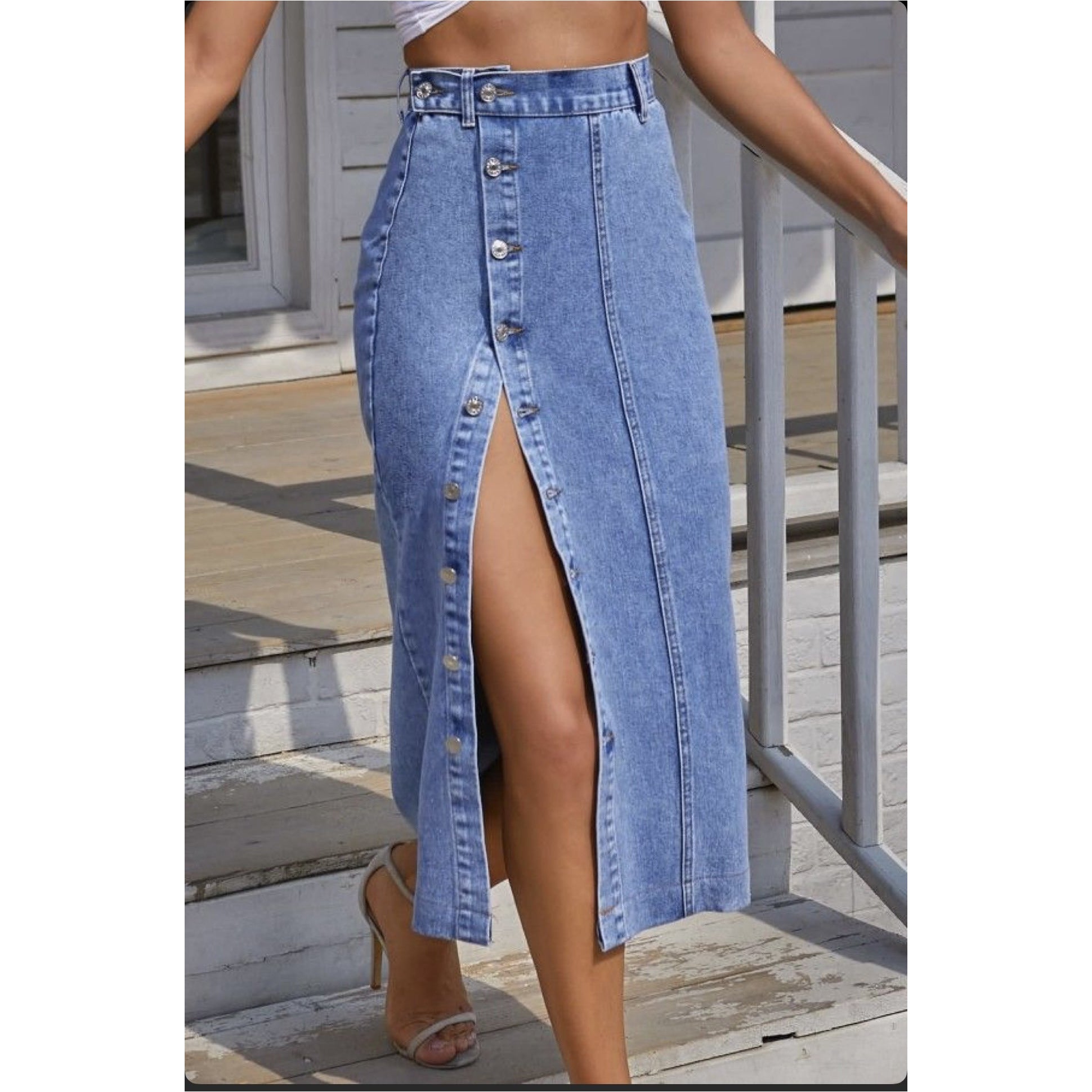 Single Button Split Light Denim Skirt