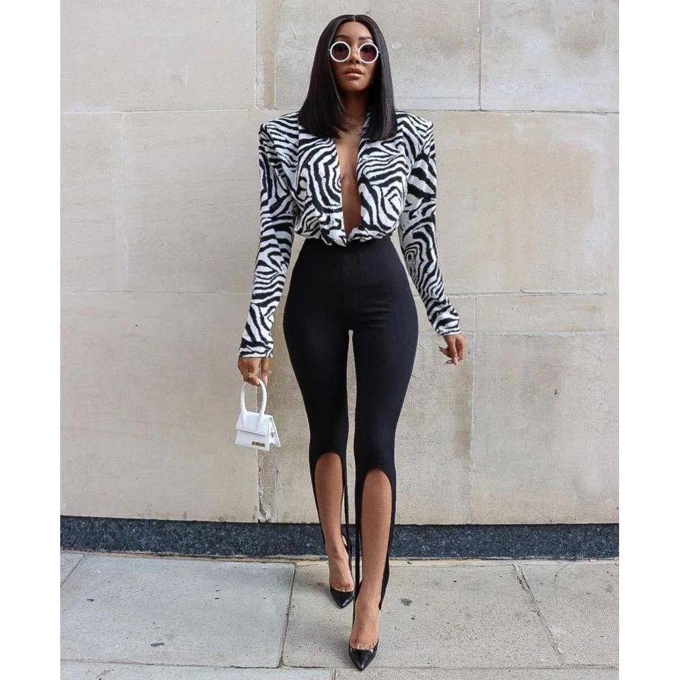 Close-fitting Stirrup Trousers