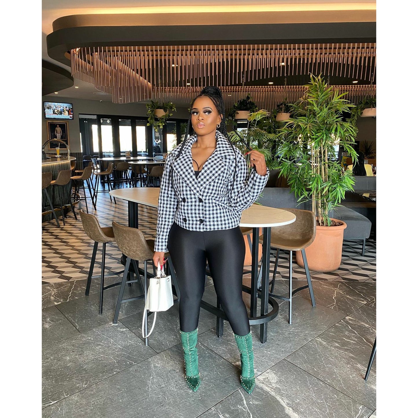 Button Detailed Scotched Cropped Coat