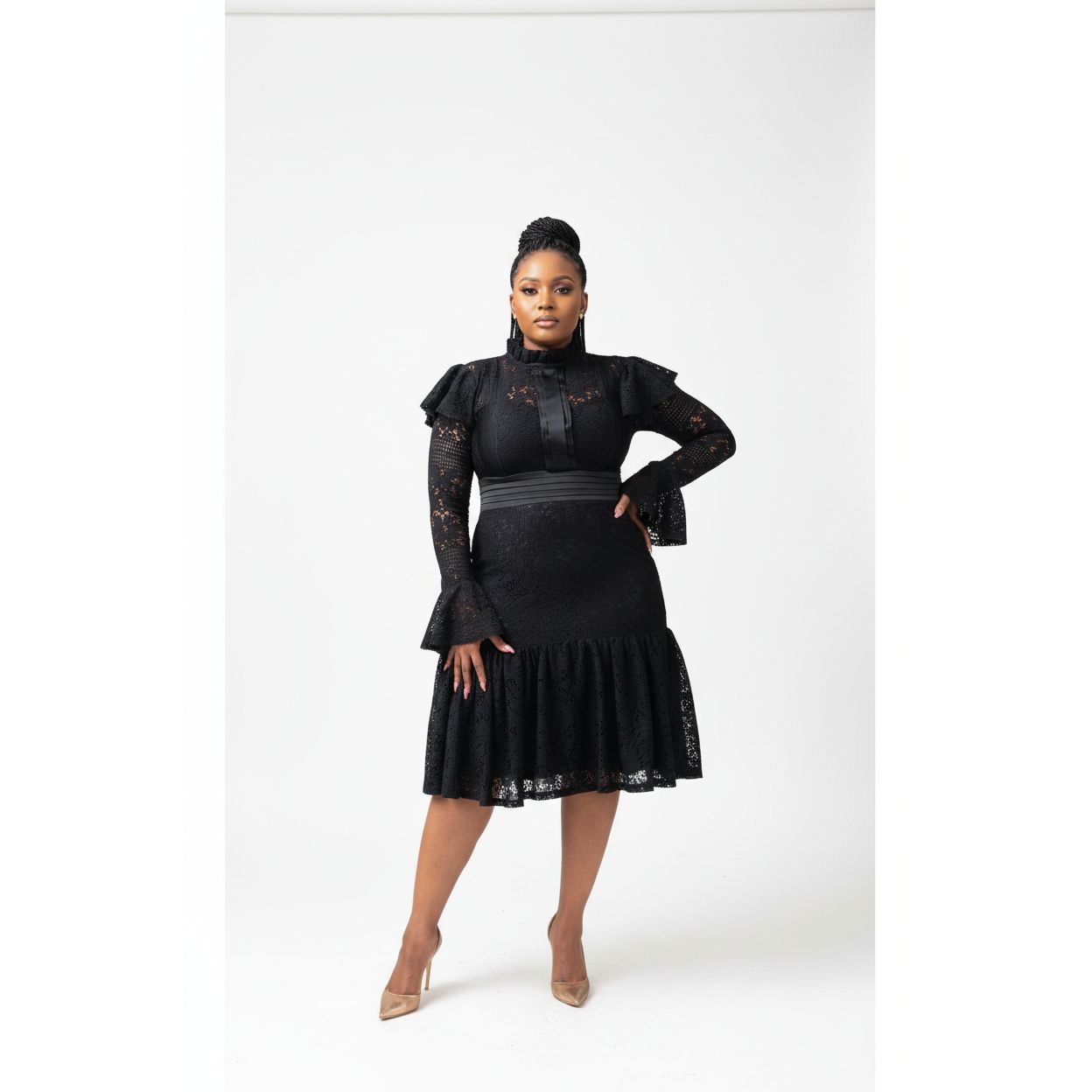 Round Neck Long Sleeve Ruffles Dress.